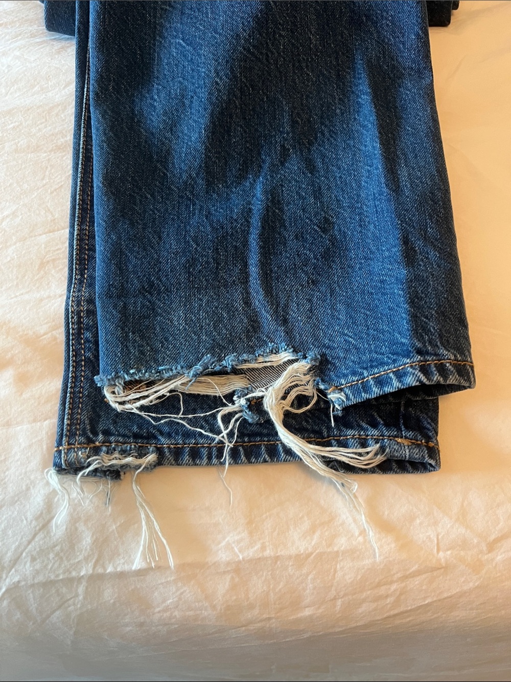 American Eagle Outfitters Distressed Medium Blue Straight Jeans - Picture 5 of 6